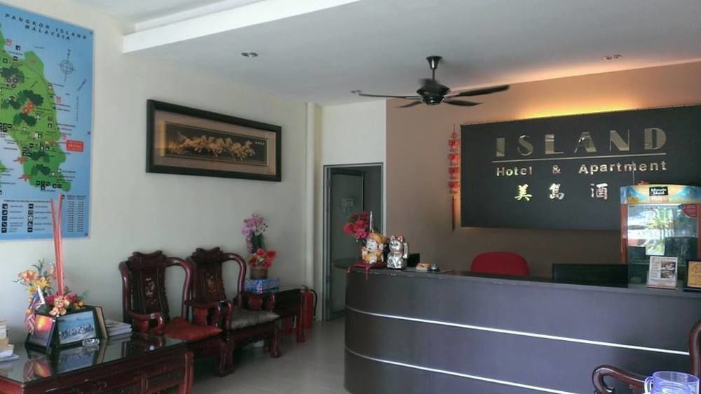 Oyo 44078 The Island Hotel Kampong Pasir Bogak Екстериор снимка